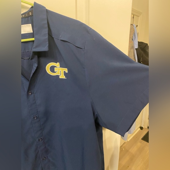 Adidas Georgia Tech button down shirt Large - Picture 4 of 5